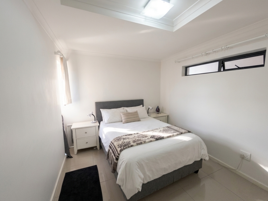 To Let 1 Bedroom Property for Rent in Big Bay Western Cape